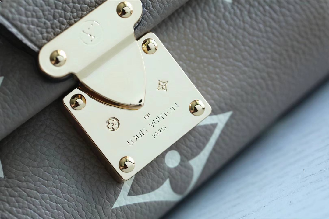 LV Favorite Monogram Empreinte Leather Bag M45813 002