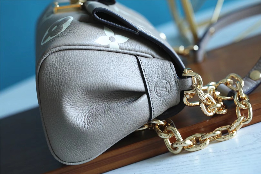 LV Favorite Monogram Empreinte Leather Bag M45813 002