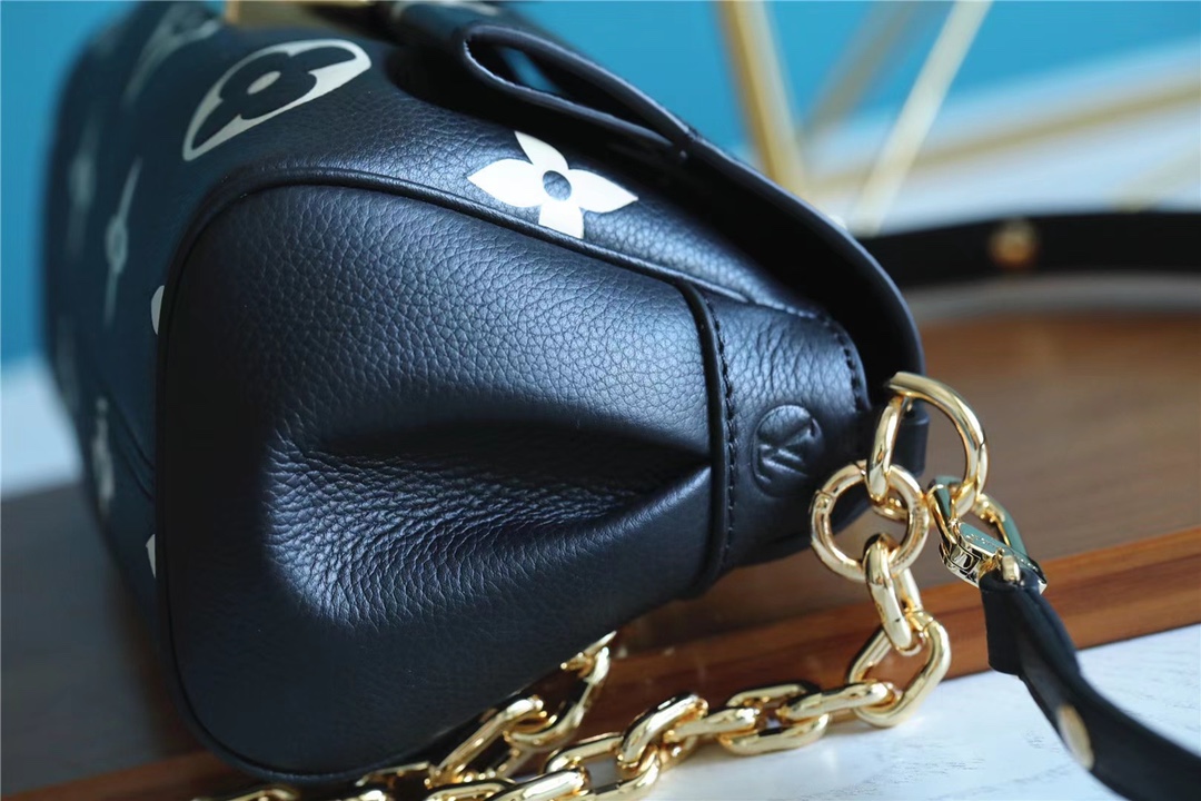 LV Favorite Monogram Empreinte Leather Bag M45813 003
