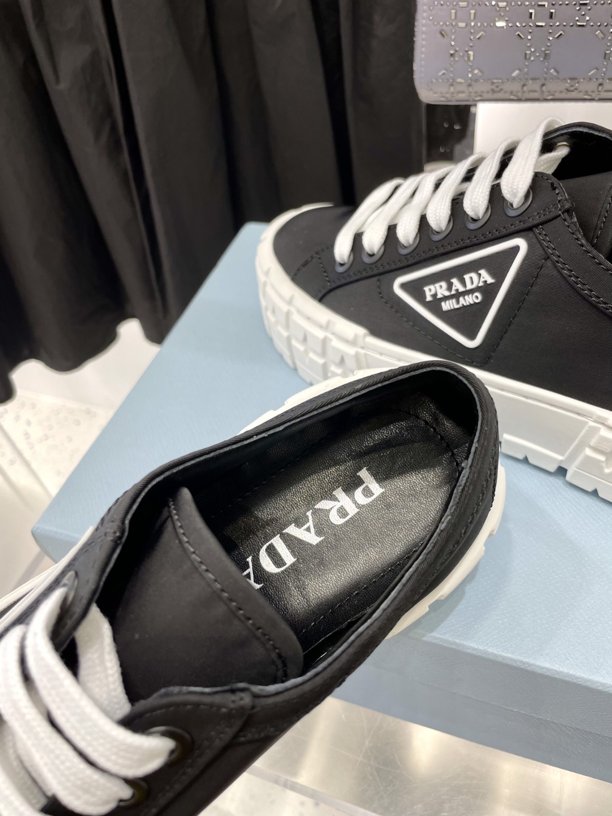 Pra*a shoes