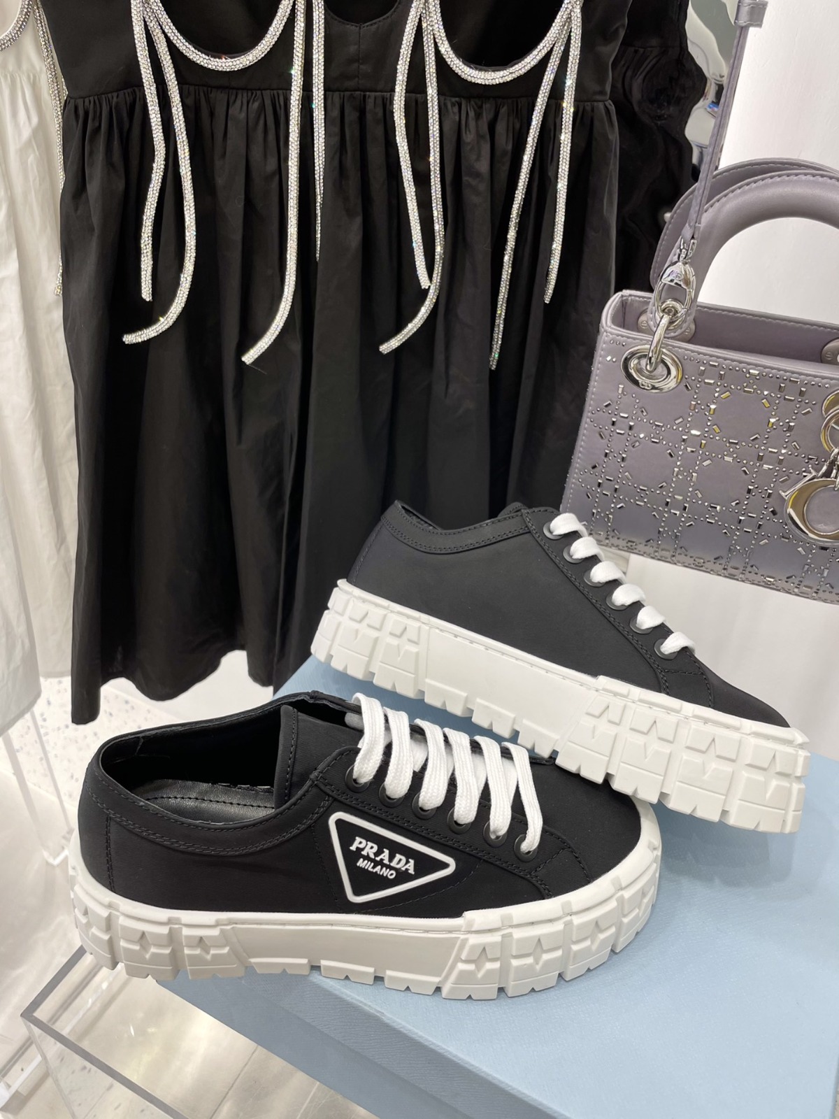 Pra*a shoes