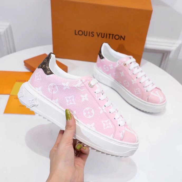 L0vis Vvtt0n SNEAKER 001