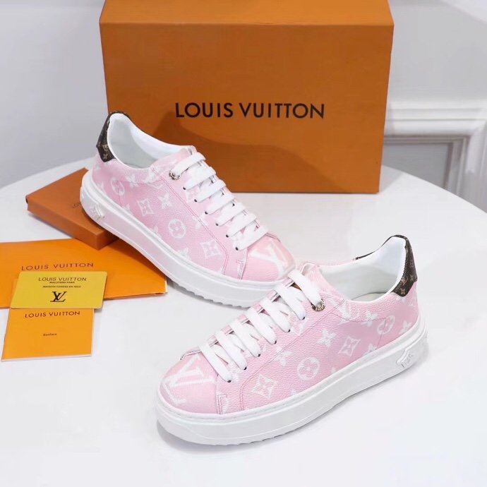 L0vis Vvtt0n SNEAKER 001