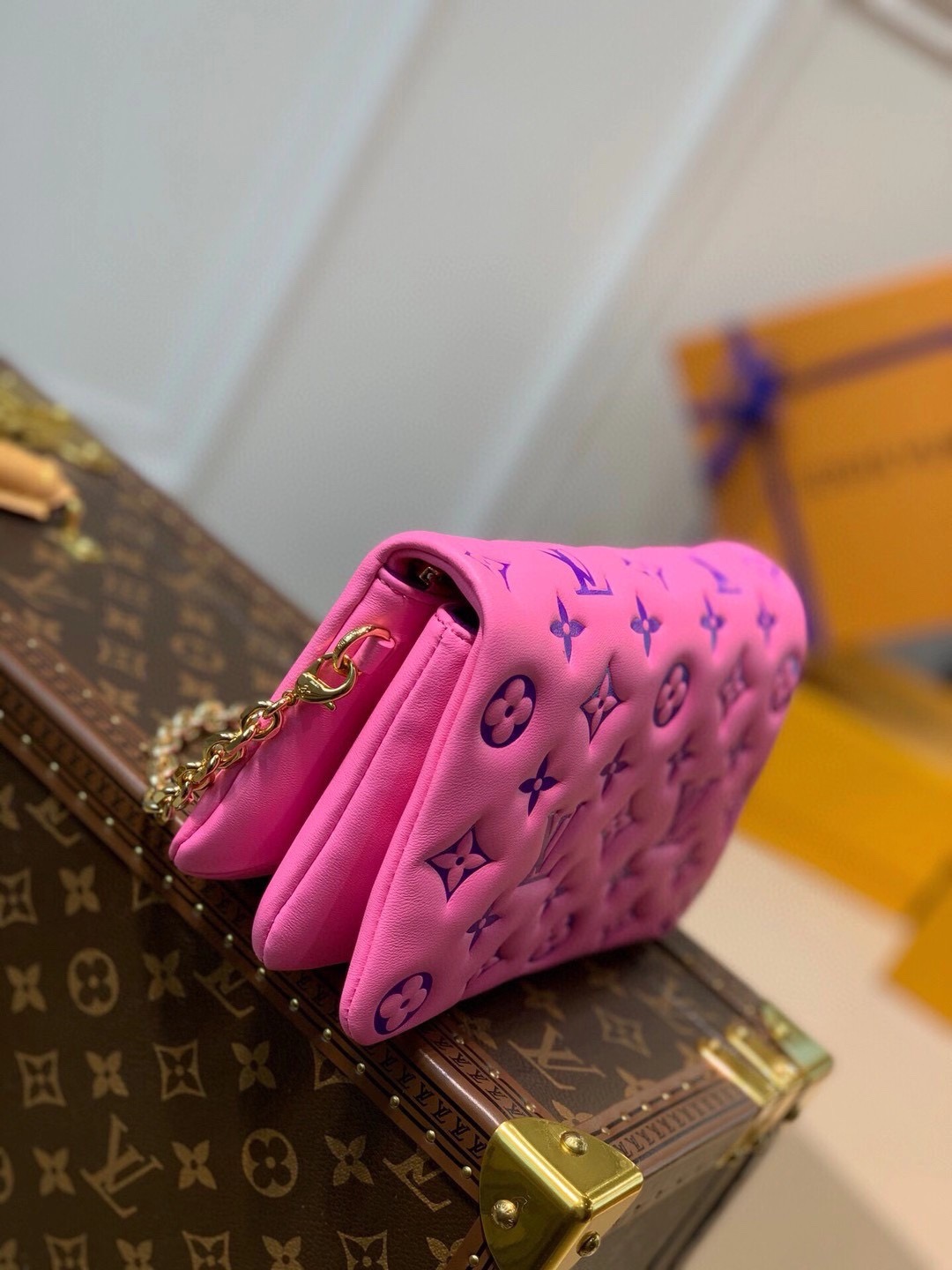 L0vis Vvtt0n Pochette Coussin Chain Bag 001