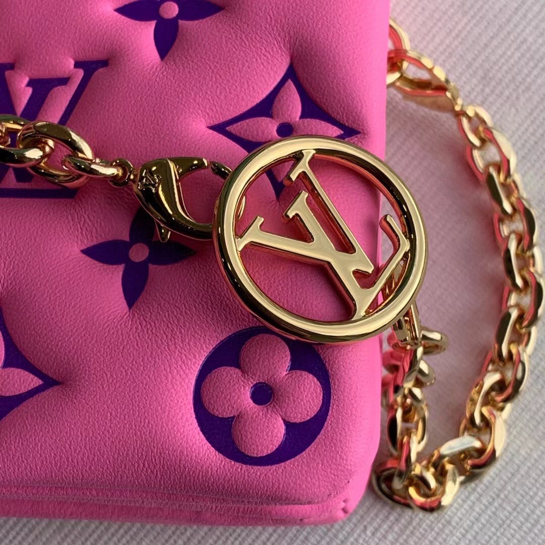 L0vis Vvtt0n Pochette Coussin Chain Bag 001