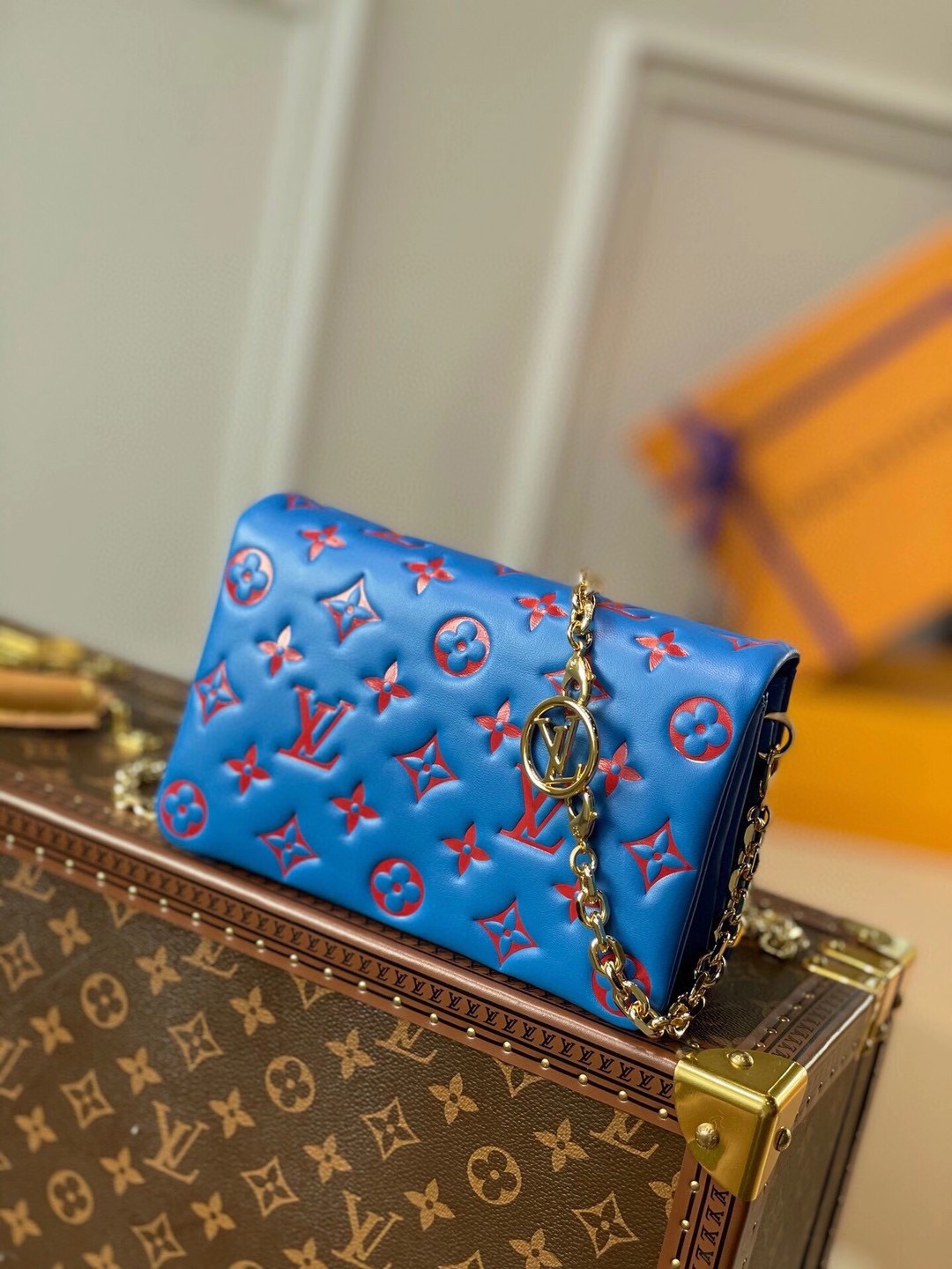 L0vis Vvtt0n Pochette Coussin Chain Bag 002