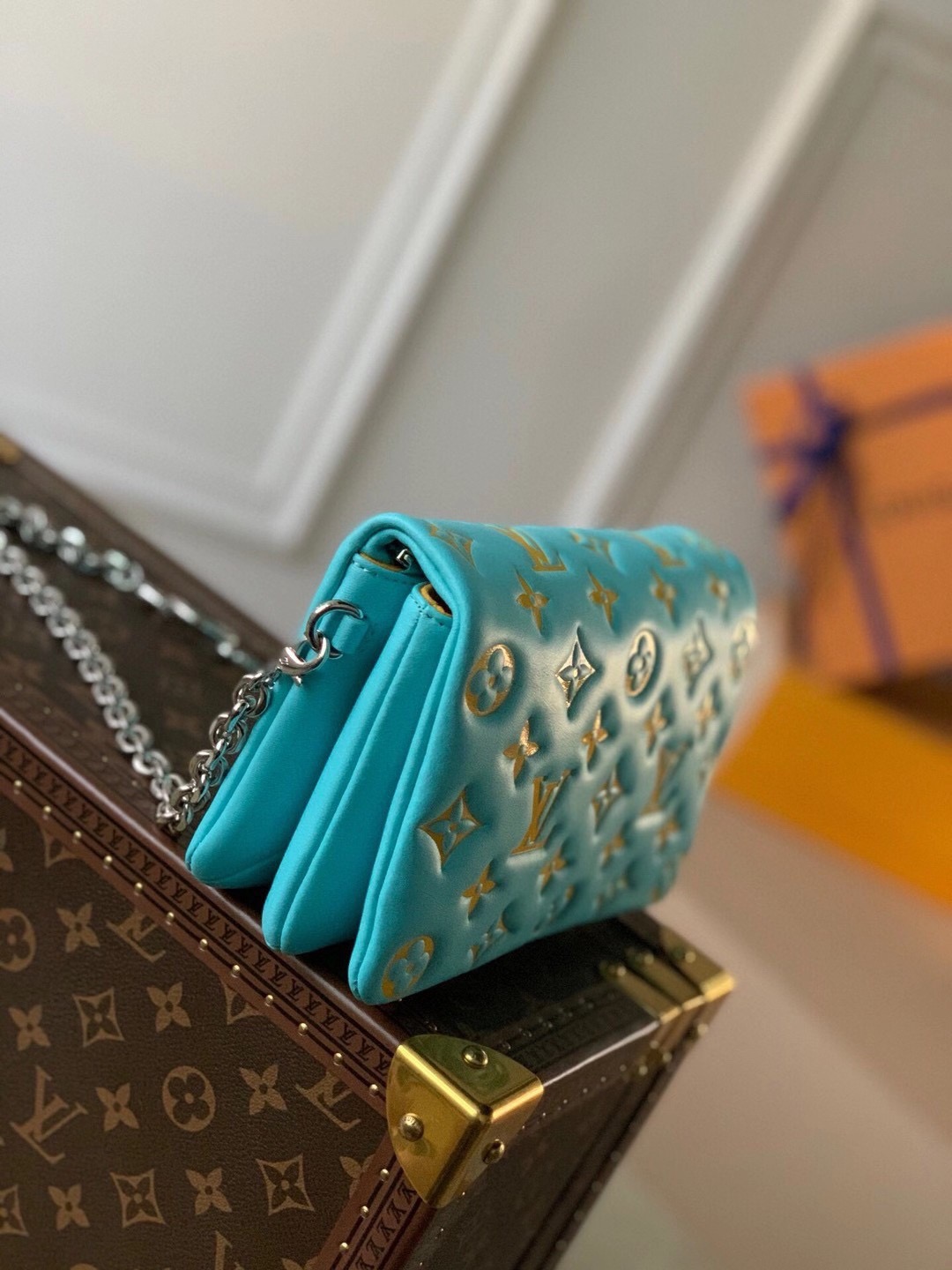 L0vis Vvtt0n Pochette Coussin Chain Bag 003