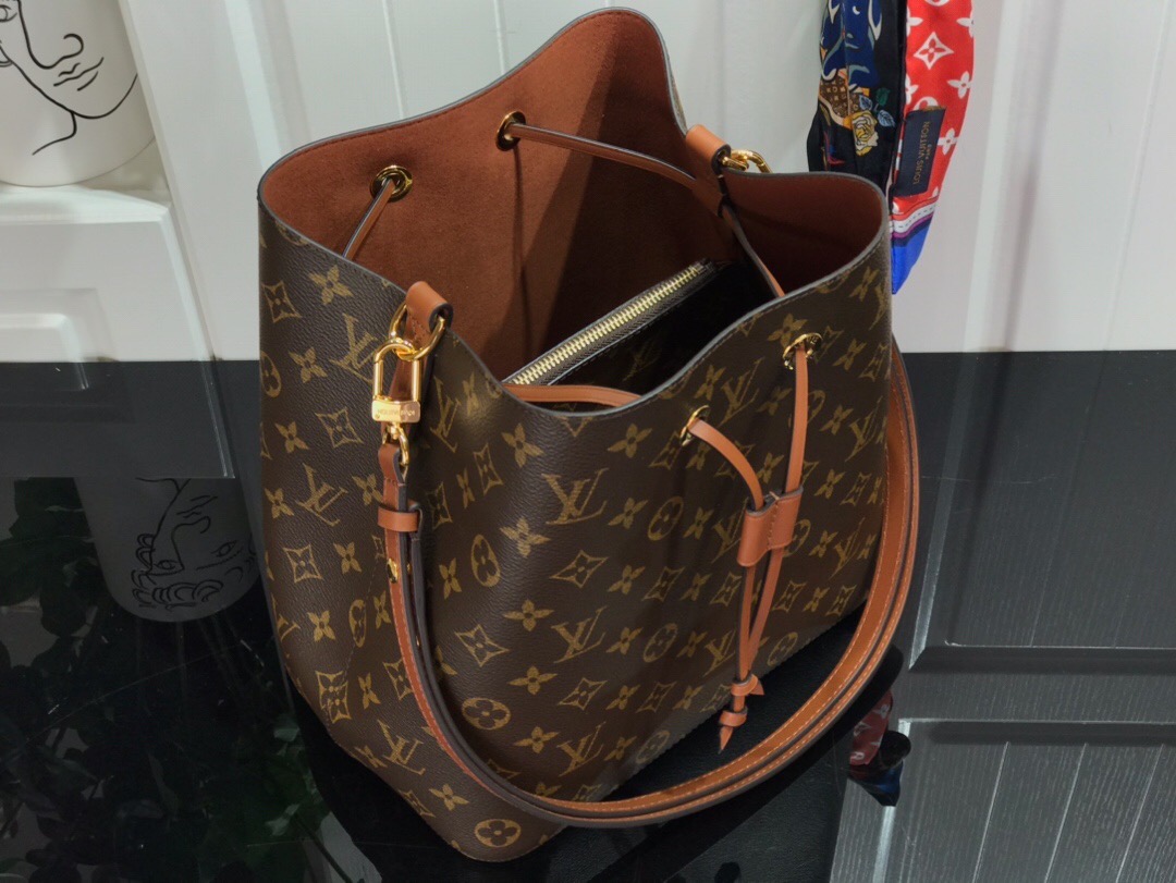 LV NEONOE MM M44887