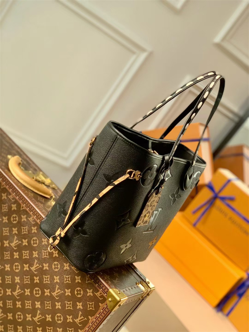 LV wild of heart neverfull black