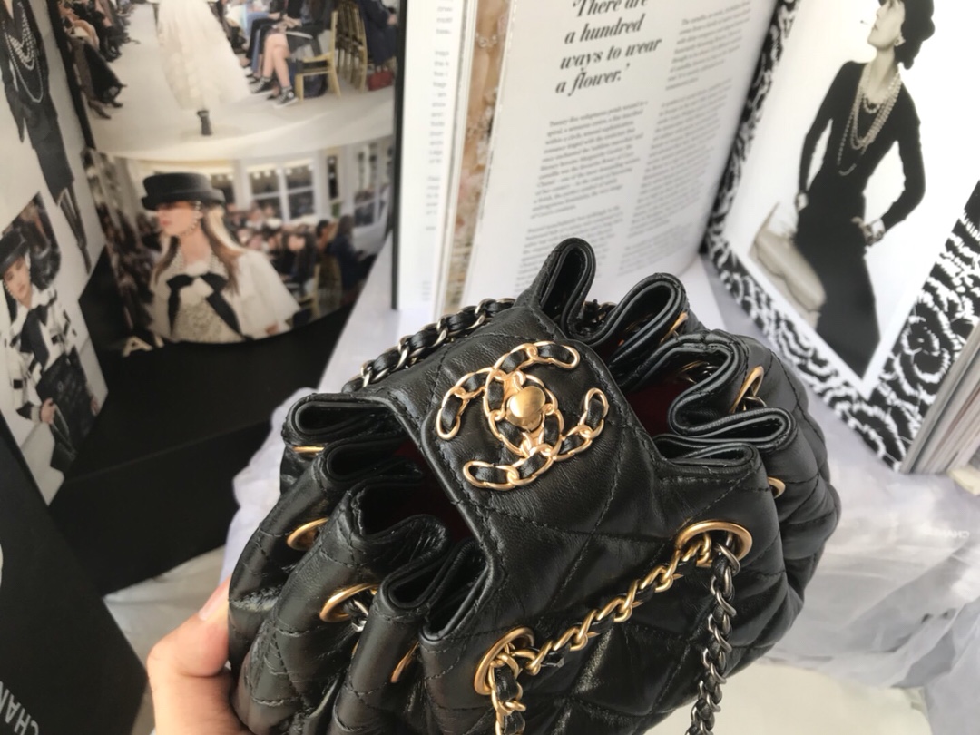 Ch**el Bucket bag AS1802
