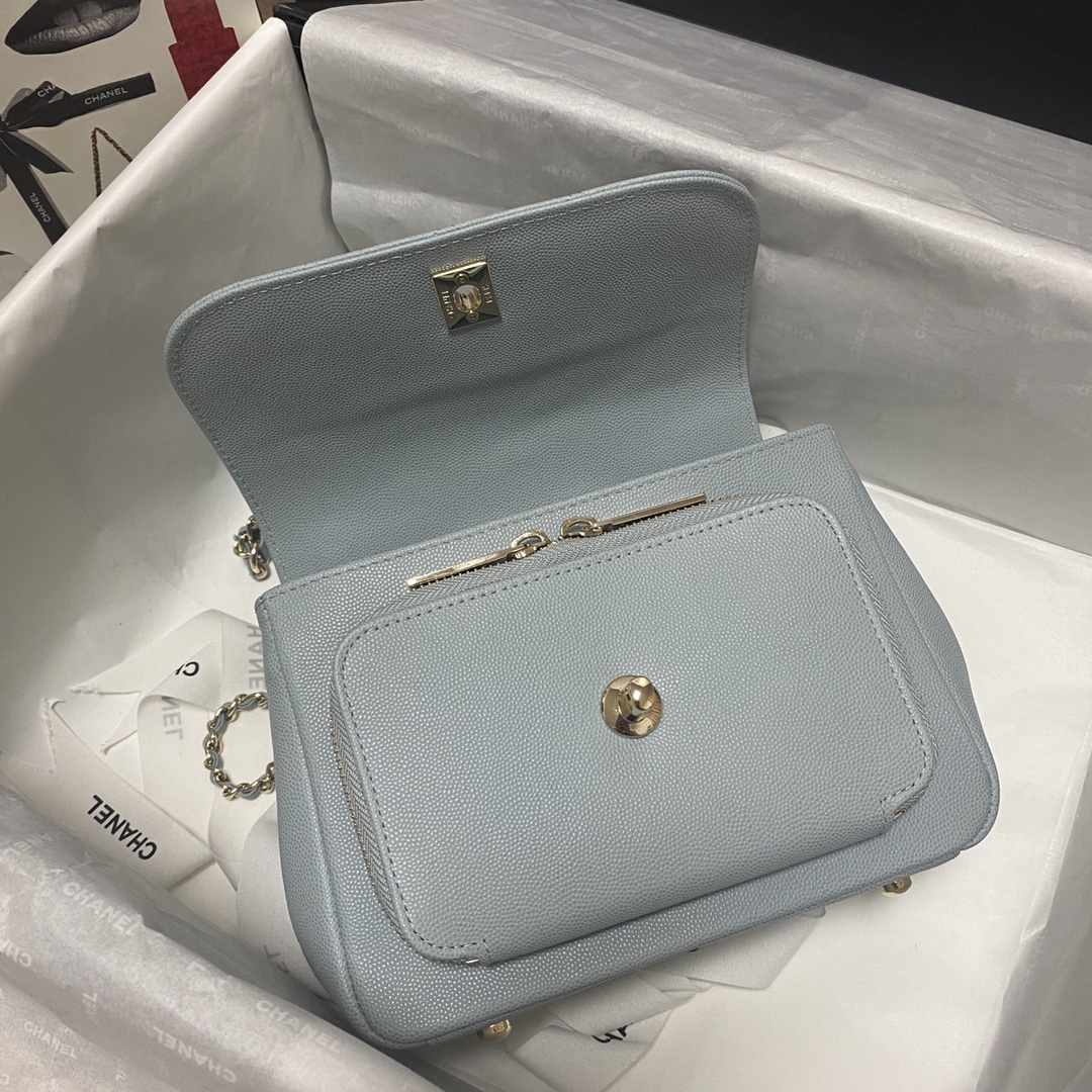 Ch**el A93749 CC Matelasse Handbag 002