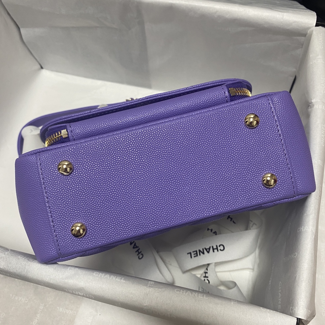 Ch**el A93749 CC Matelasse Handbag 003