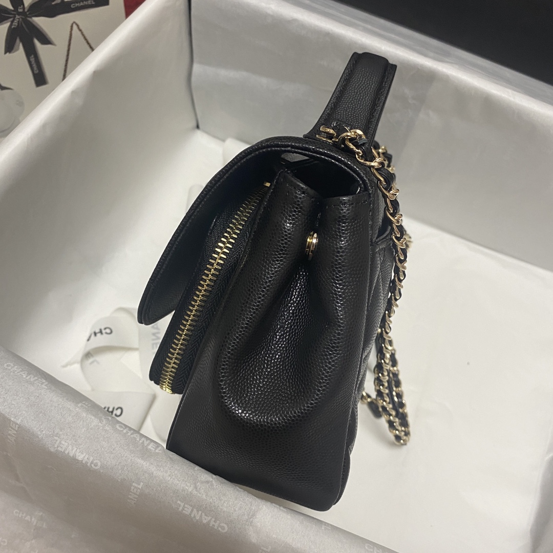 Ch**el A93749 CC Matelasse Handbag 004