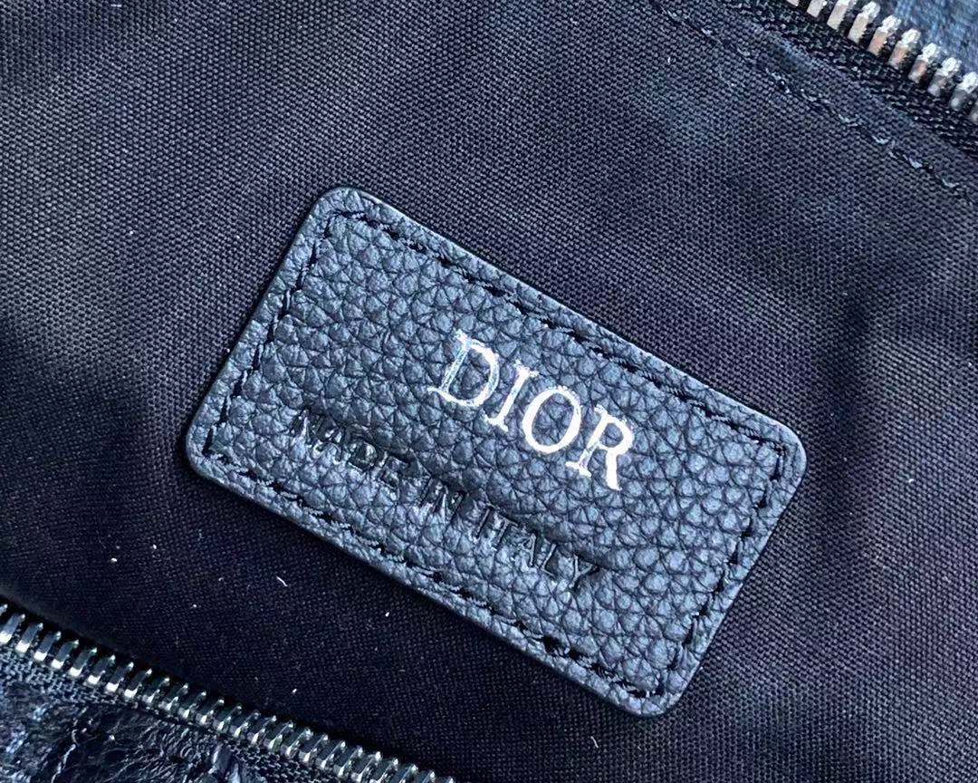 D10r Saddle bag