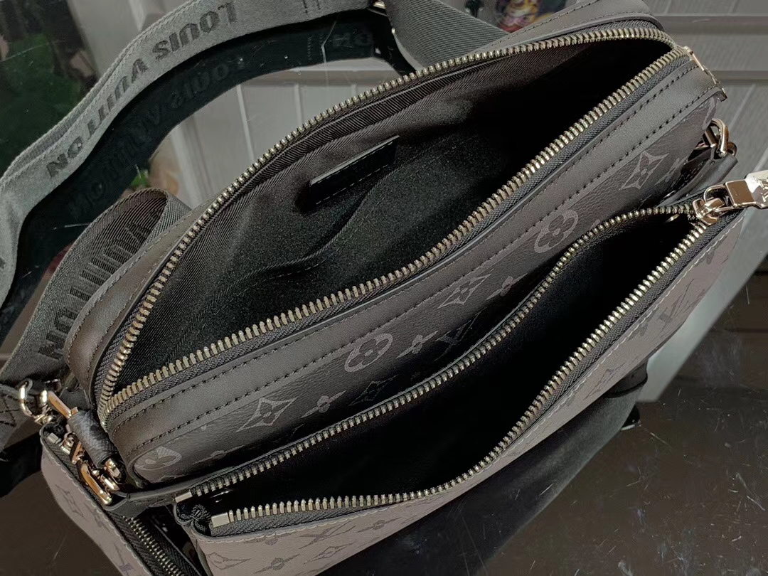 LV TRIO MESSENGER M69443
