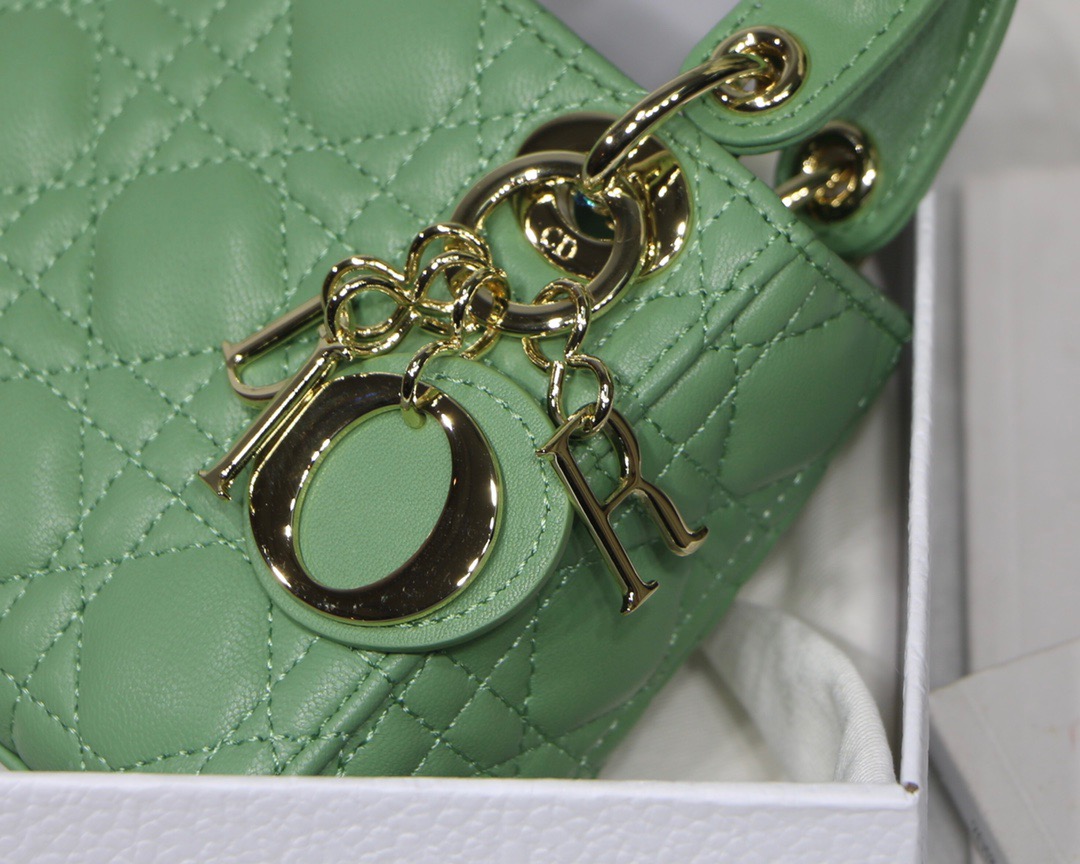 Lady D10r Micro 12cm 002