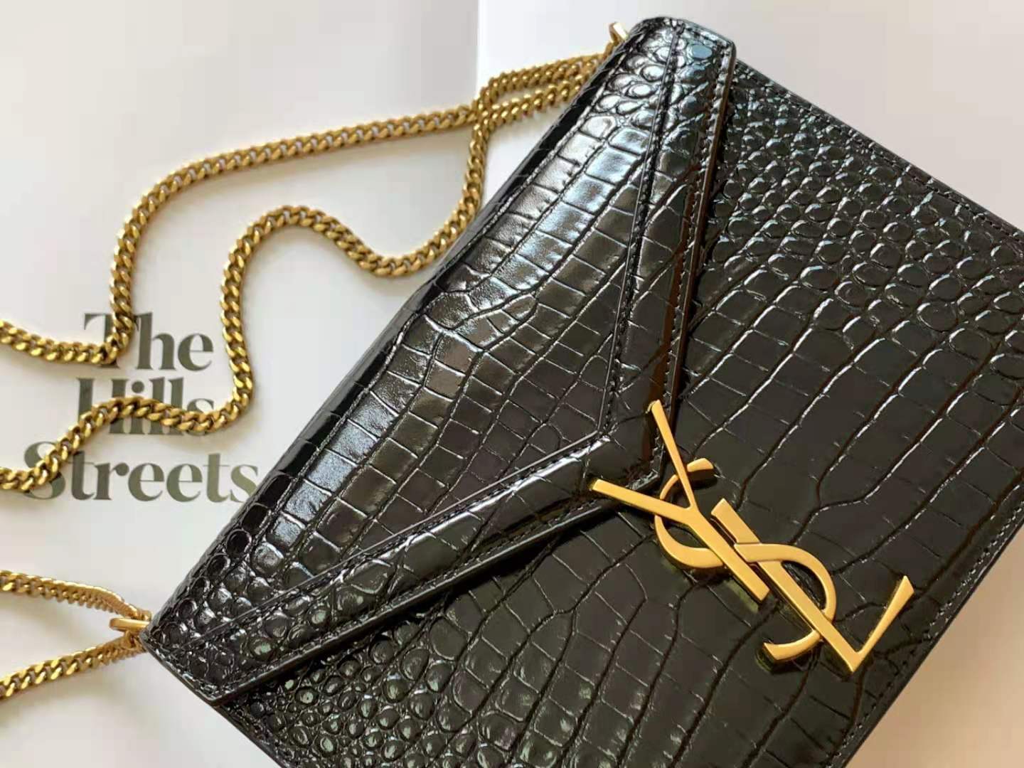 Y51 Cassandra Crocodile embossed Bag Black