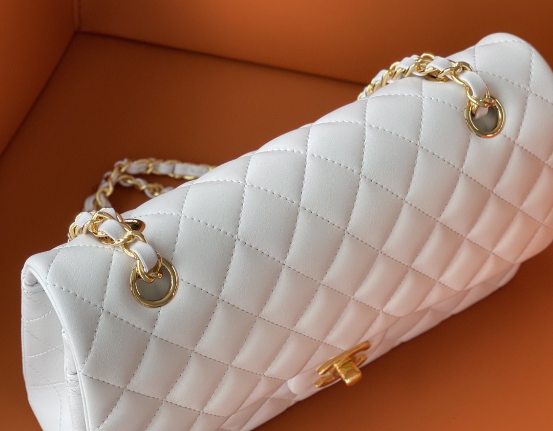 Ch**el Flap bag 25cm lambskin White