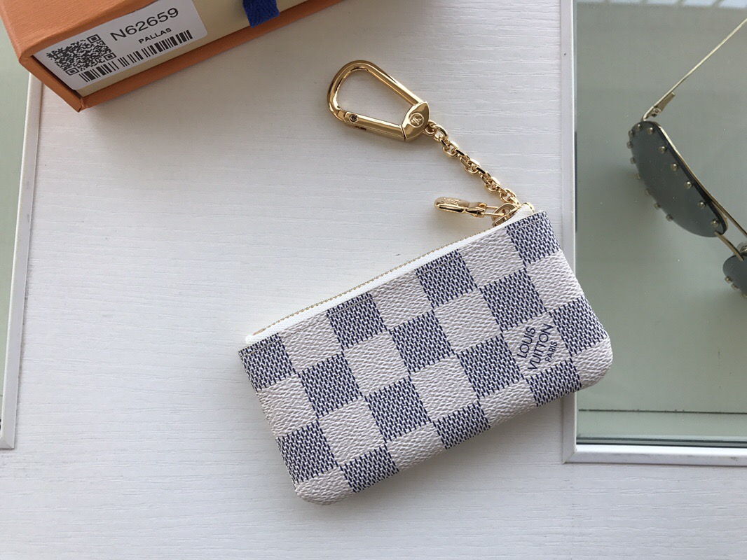 L0vis Vvtt0n Key Pouch