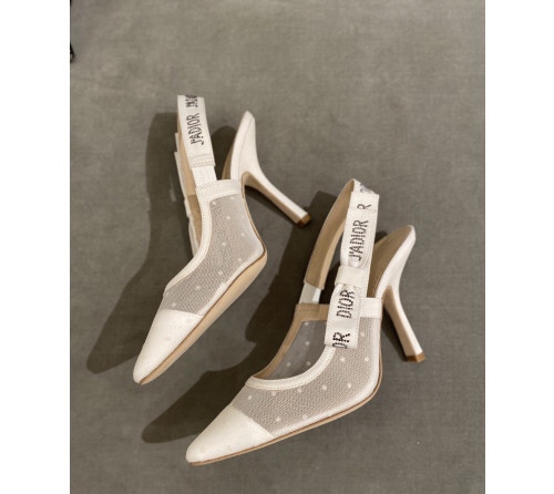 D10r heels