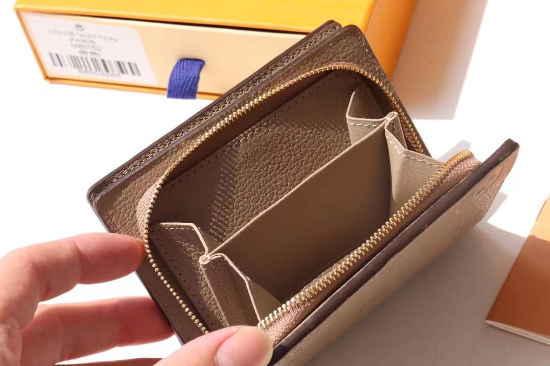 L0vis Vvtt0n Wallet 01