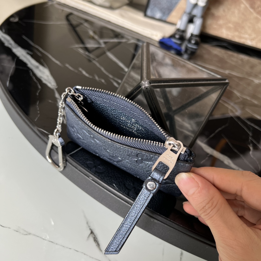 L0vis Vvtt0n Monogram Empreinte M80900