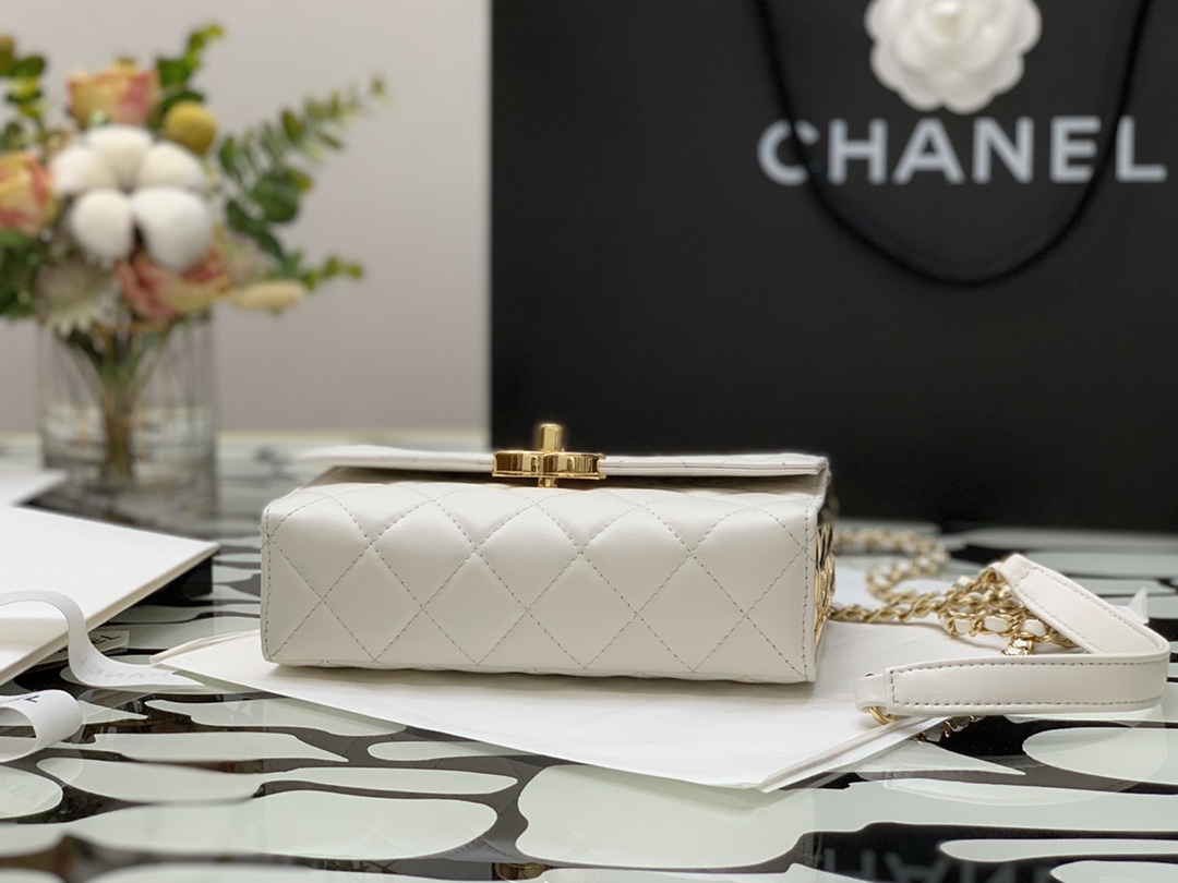 Ch**el mini Flap Handbag 01