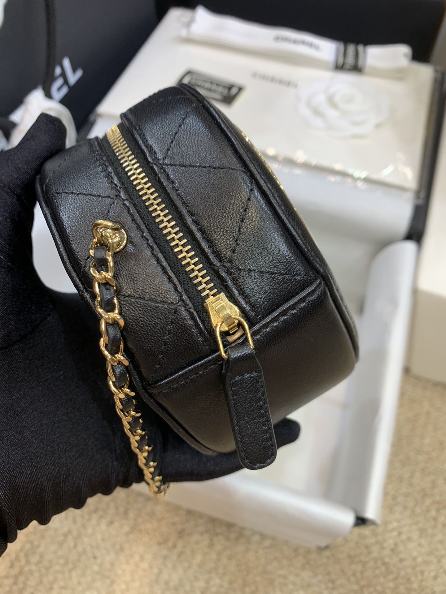 Ch**el mini bag 01
