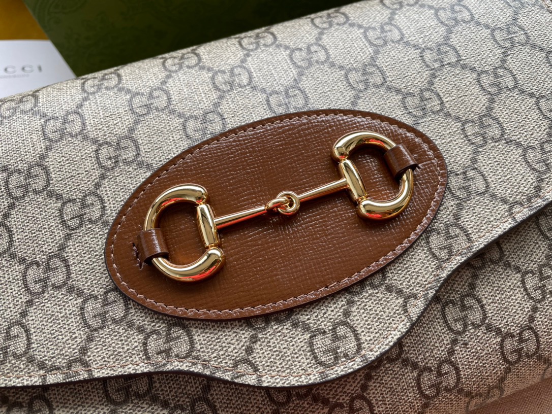 Gvc*1 Shoulder Bag 02