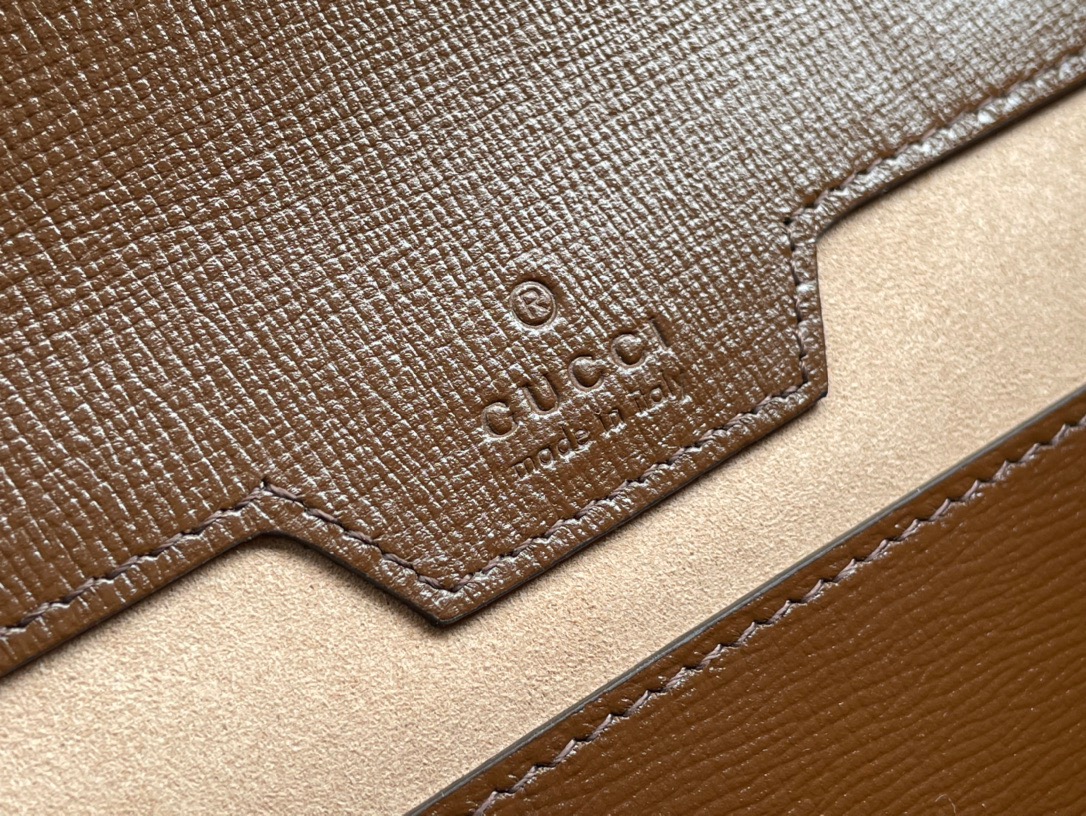 Gvc*1 Shoulder Bag 02