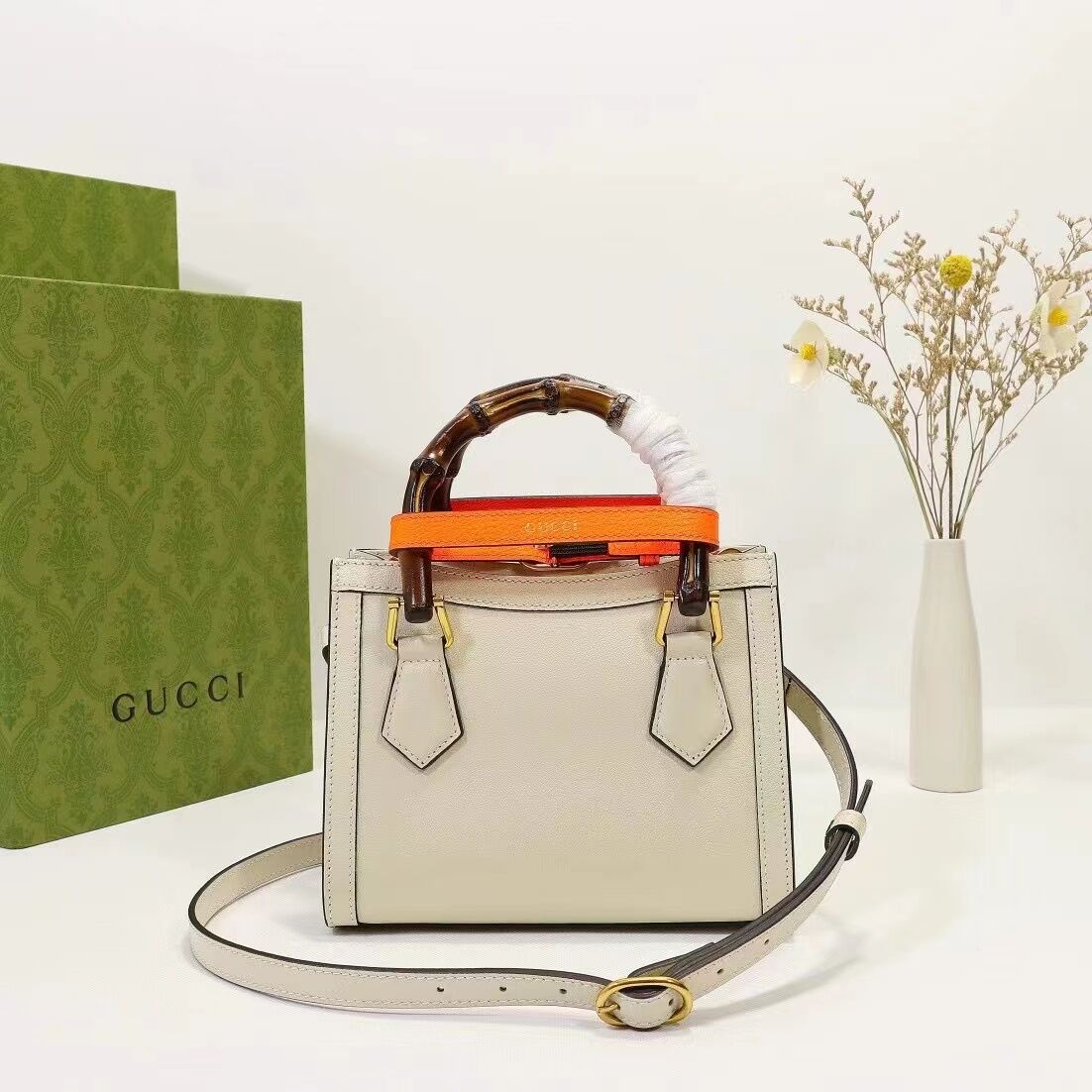 Gvc*1 Diana Top Mini HandBags
