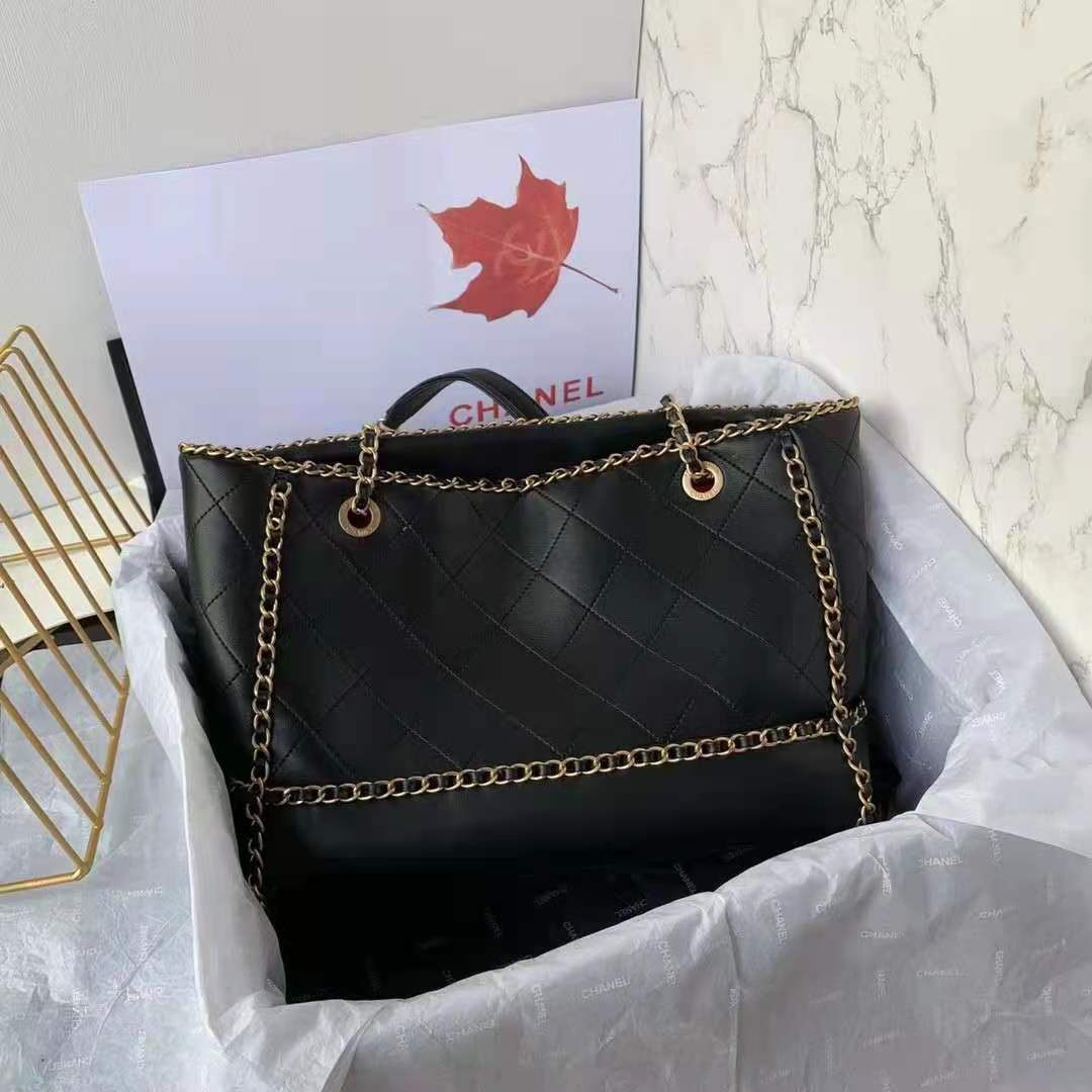 Ch**el Vintage Tote 31cm