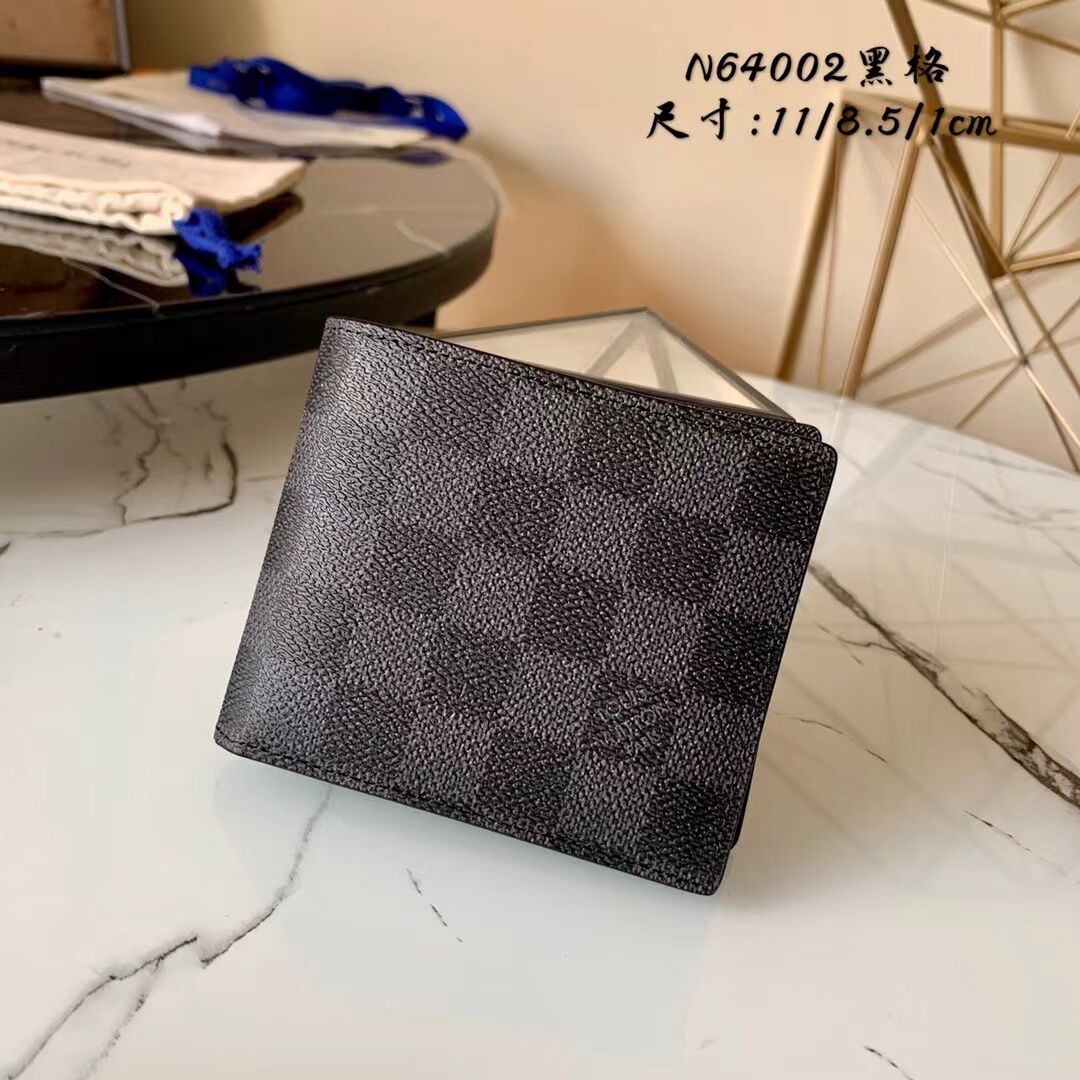 L0vis Vvtt0n Wallet N64002