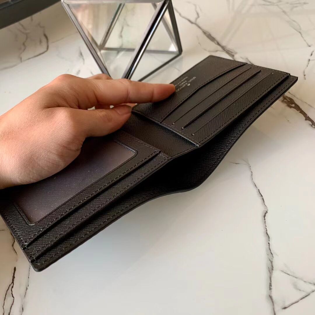 L0vis Vvtt0n Wallet N64002