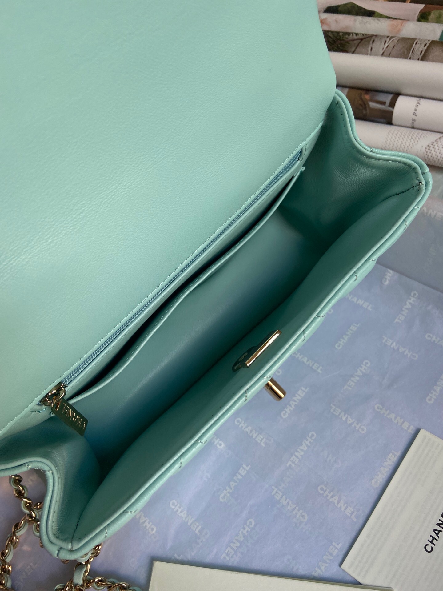 Ch**el handle Flap bag 20cm
