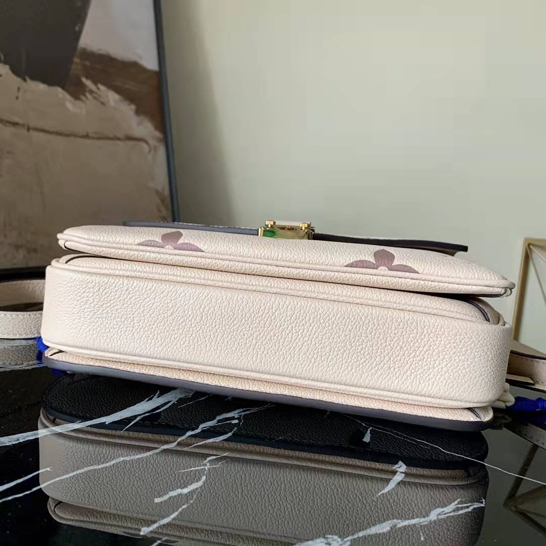 LV POCHETTE METIS M45384