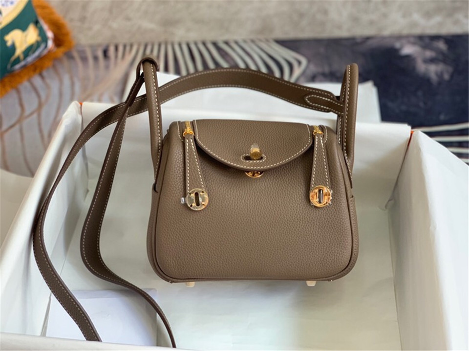 H**me5 mini lindy togo 19cm 001