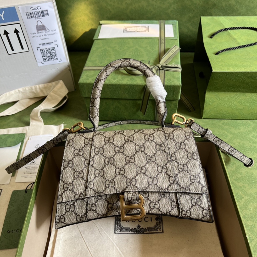Gvc*1 X Ba1en*iaga Hourglass Bag