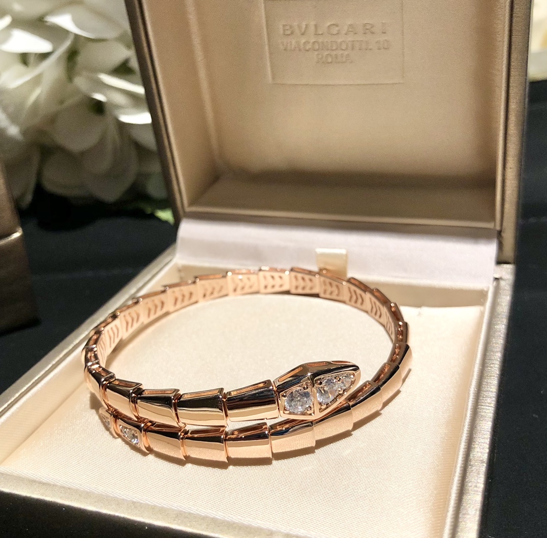 Bv1g*ai Bracelet