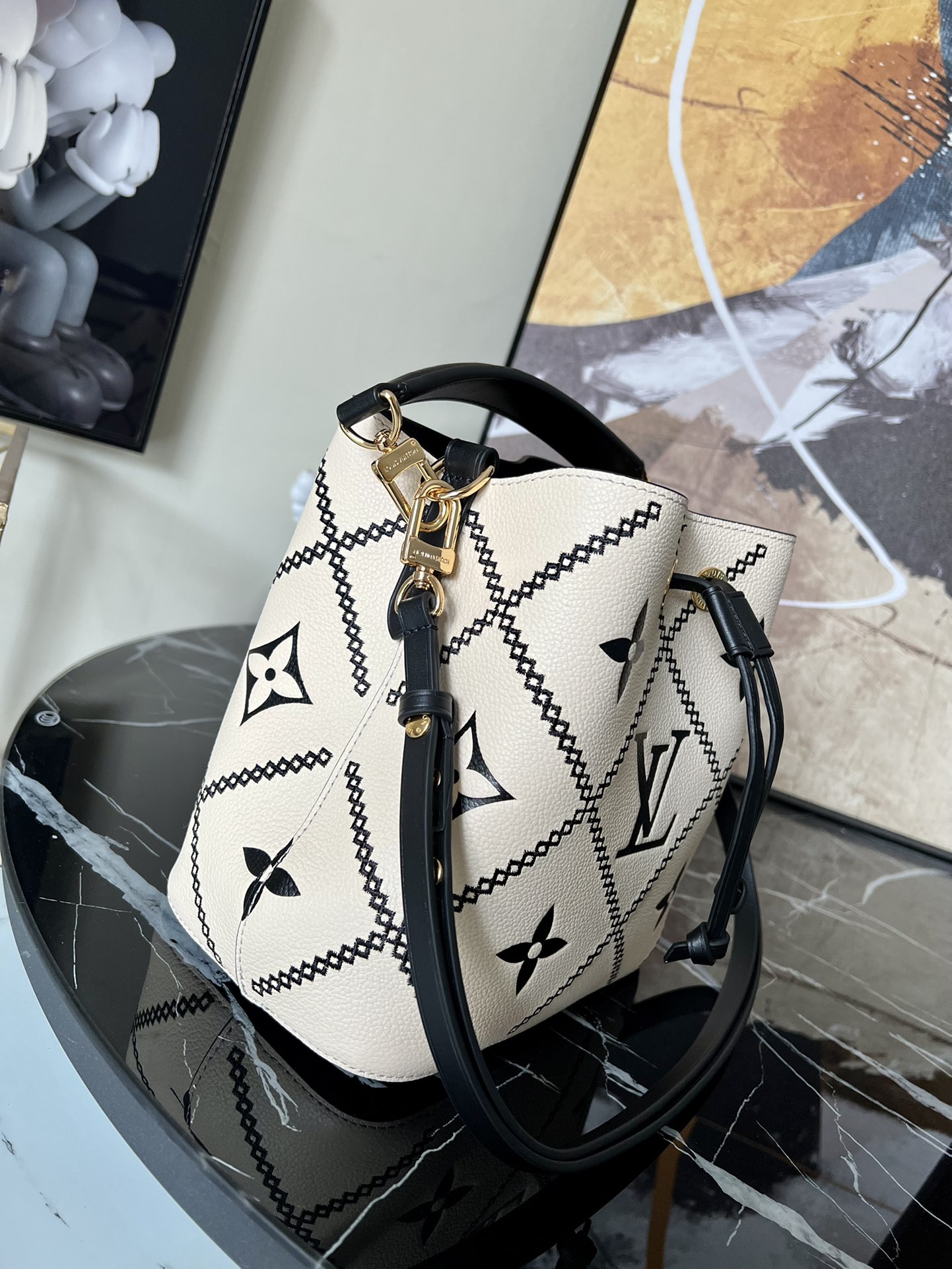 LV NÉONOÉ BB Monogram Bag M46023 20cm