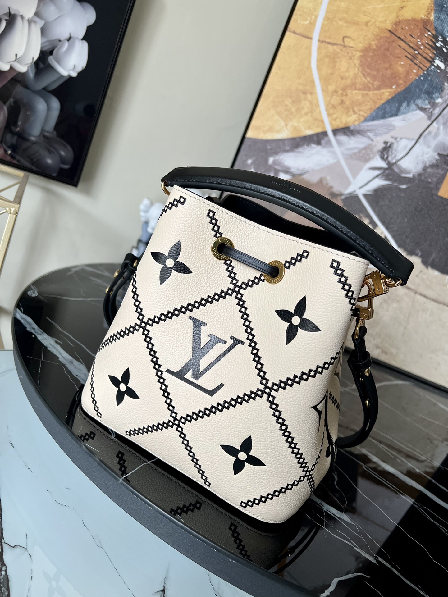 LV NÉONOÉ BB Monogram Bag M46023 20cm