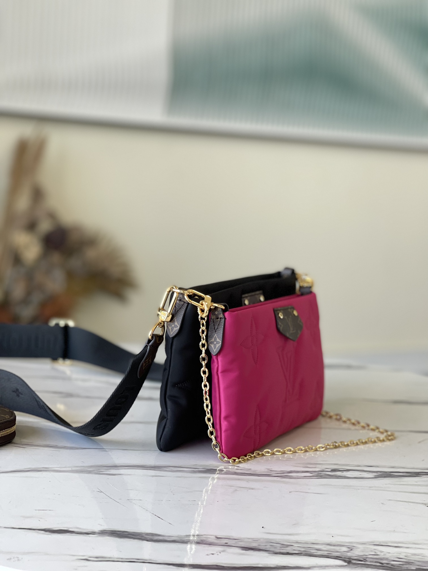 LV Maxi Multi Pochette Accessoires