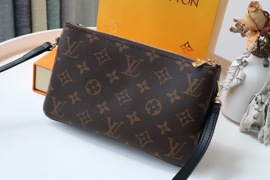 LV M69203 DOUBLE ZIP POCHETTE