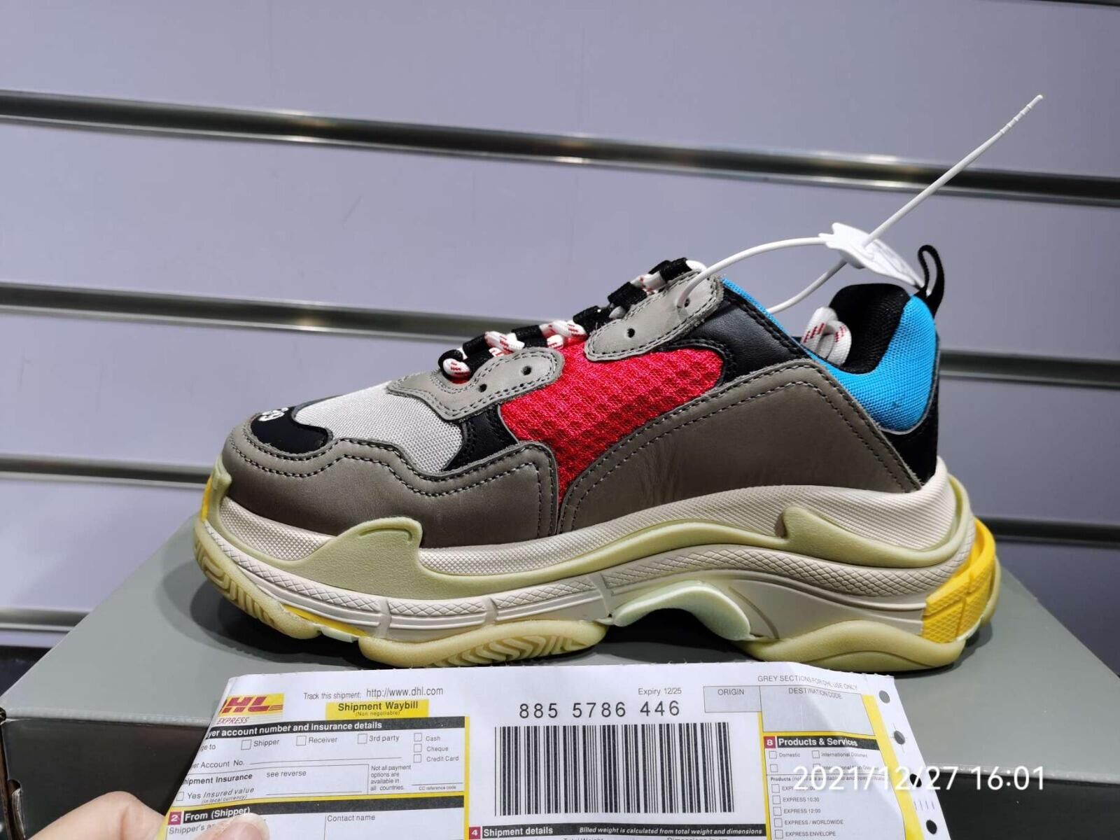 Ba1en*iaga TRIPLE S TRAINERS 001