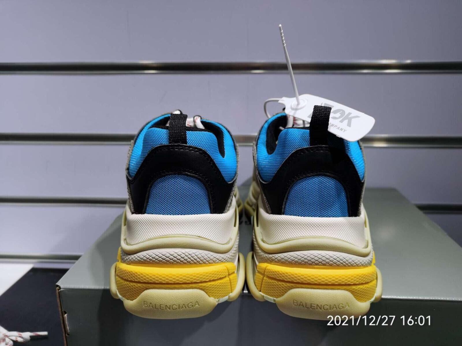Ba1en*iaga TRIPLE S TRAINERS 001