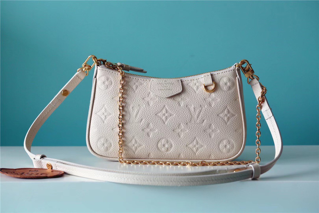 L0vis Vvtt0n Easy Pouch On Strap