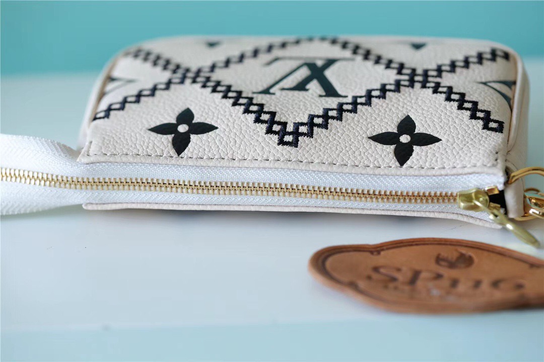 L0vis Vvtt0n Mini Pochette Accessoires 15cm