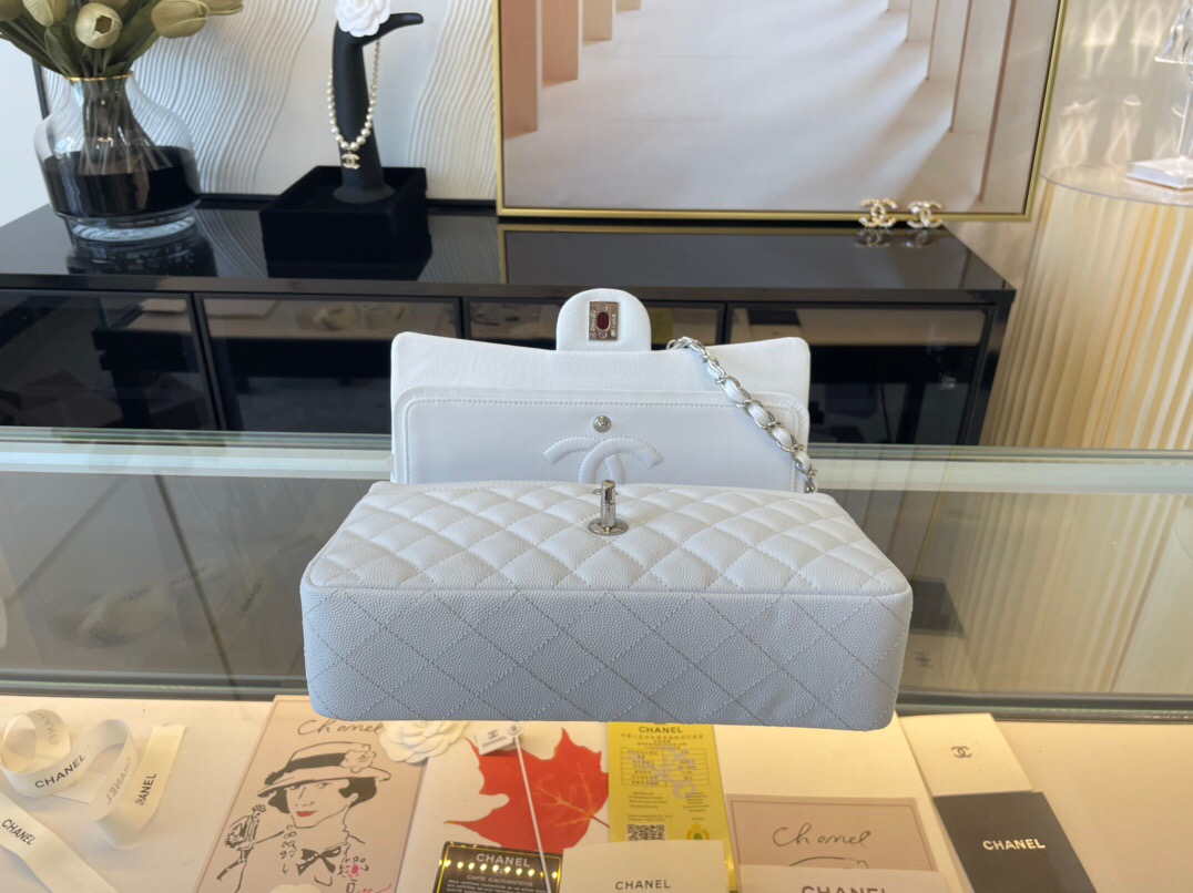 Bagsaaa Ch**el Flap Bag Caviar in White & silver - 25cm