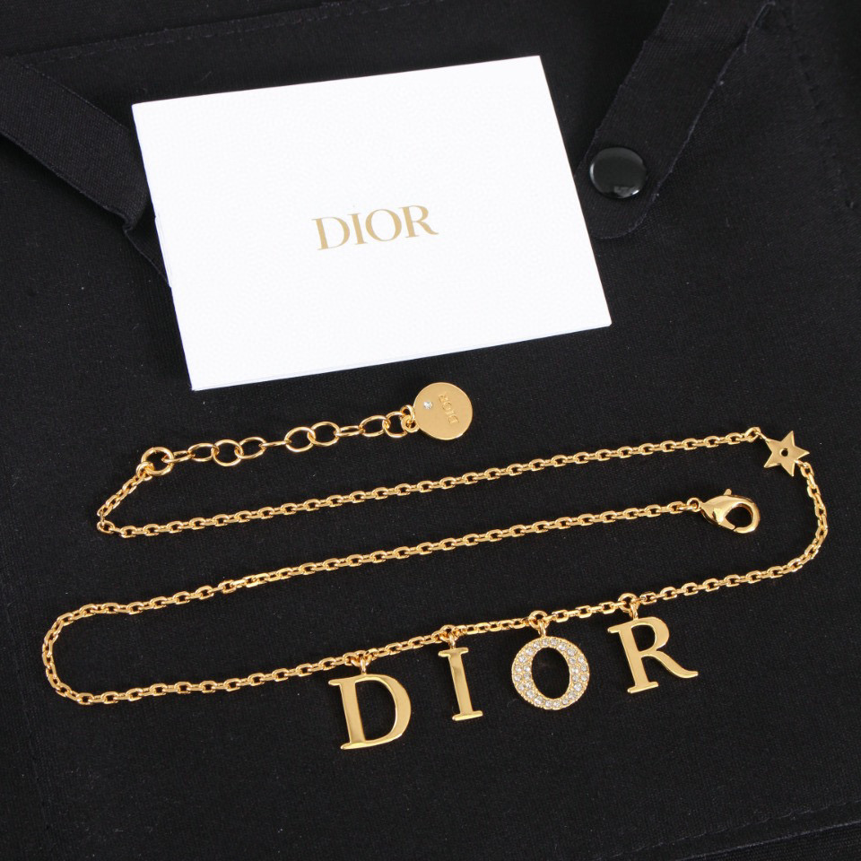 D10r Necklace 002