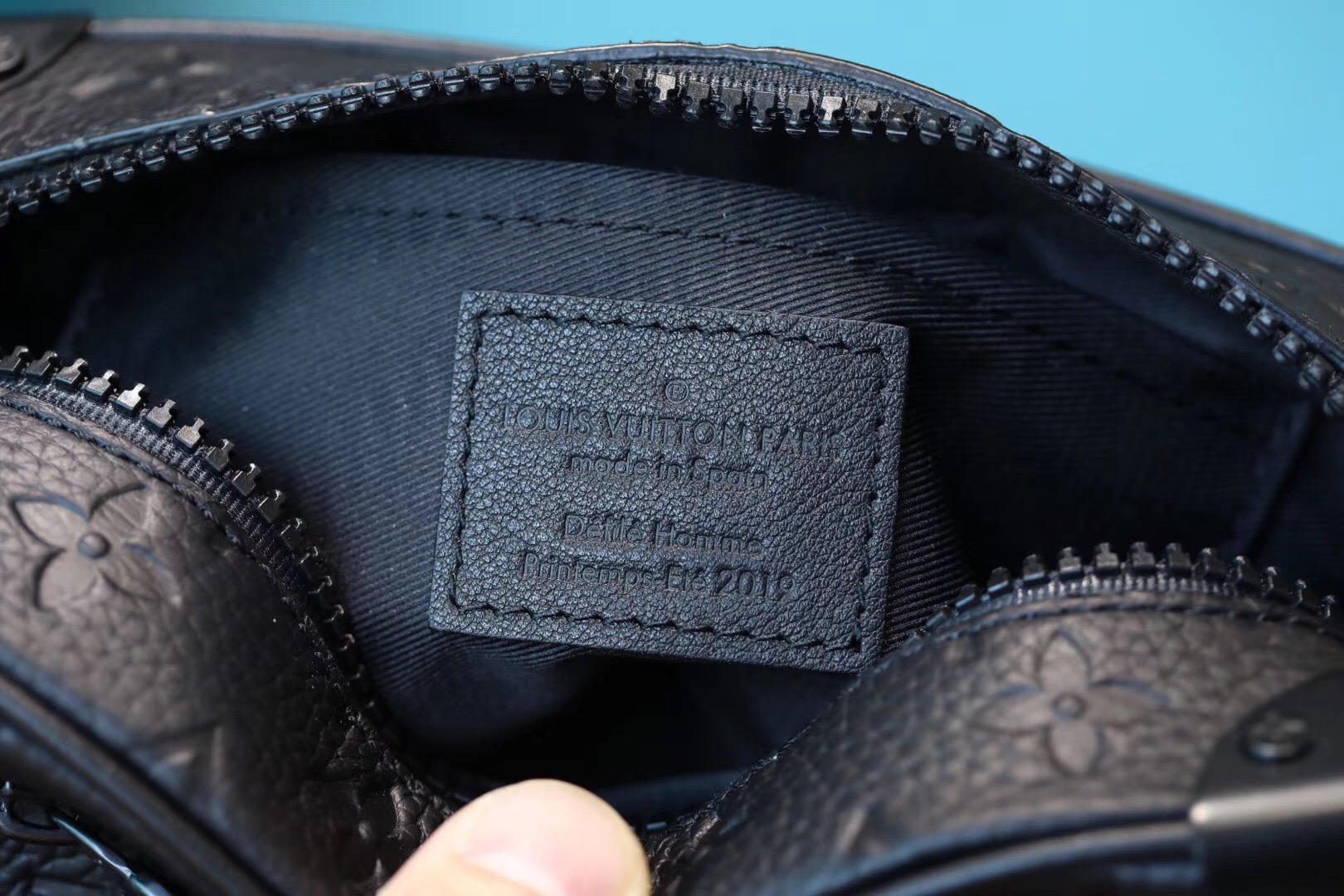 LV MINI SOFT TRUNK M55702